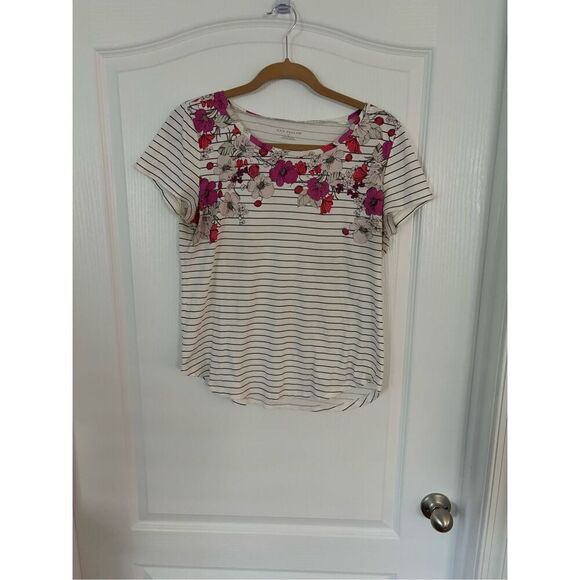 Ann Taylor Floral Cream colored Tee - Picture 1 of 4